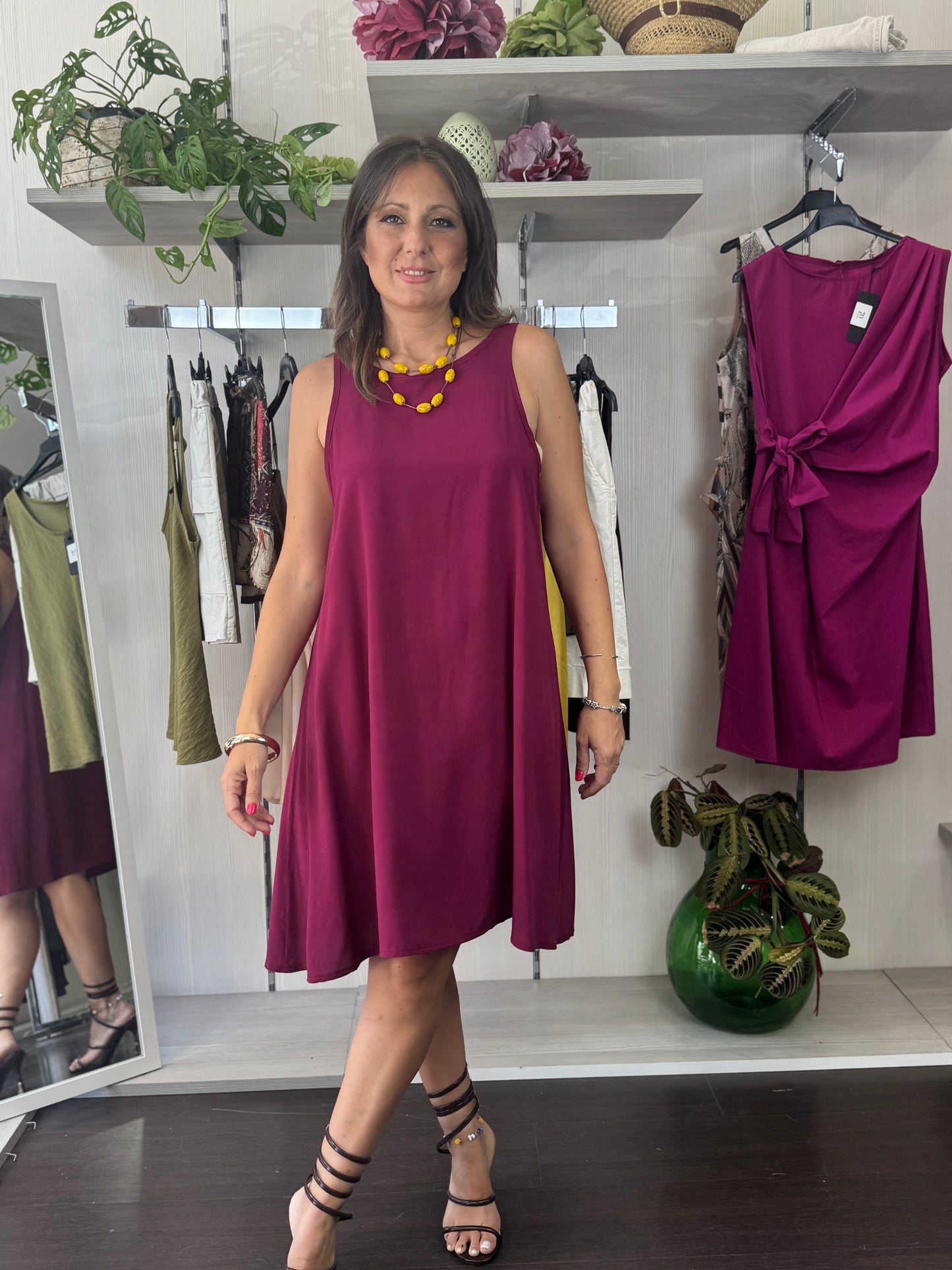 Abitino semplice bordeaux
