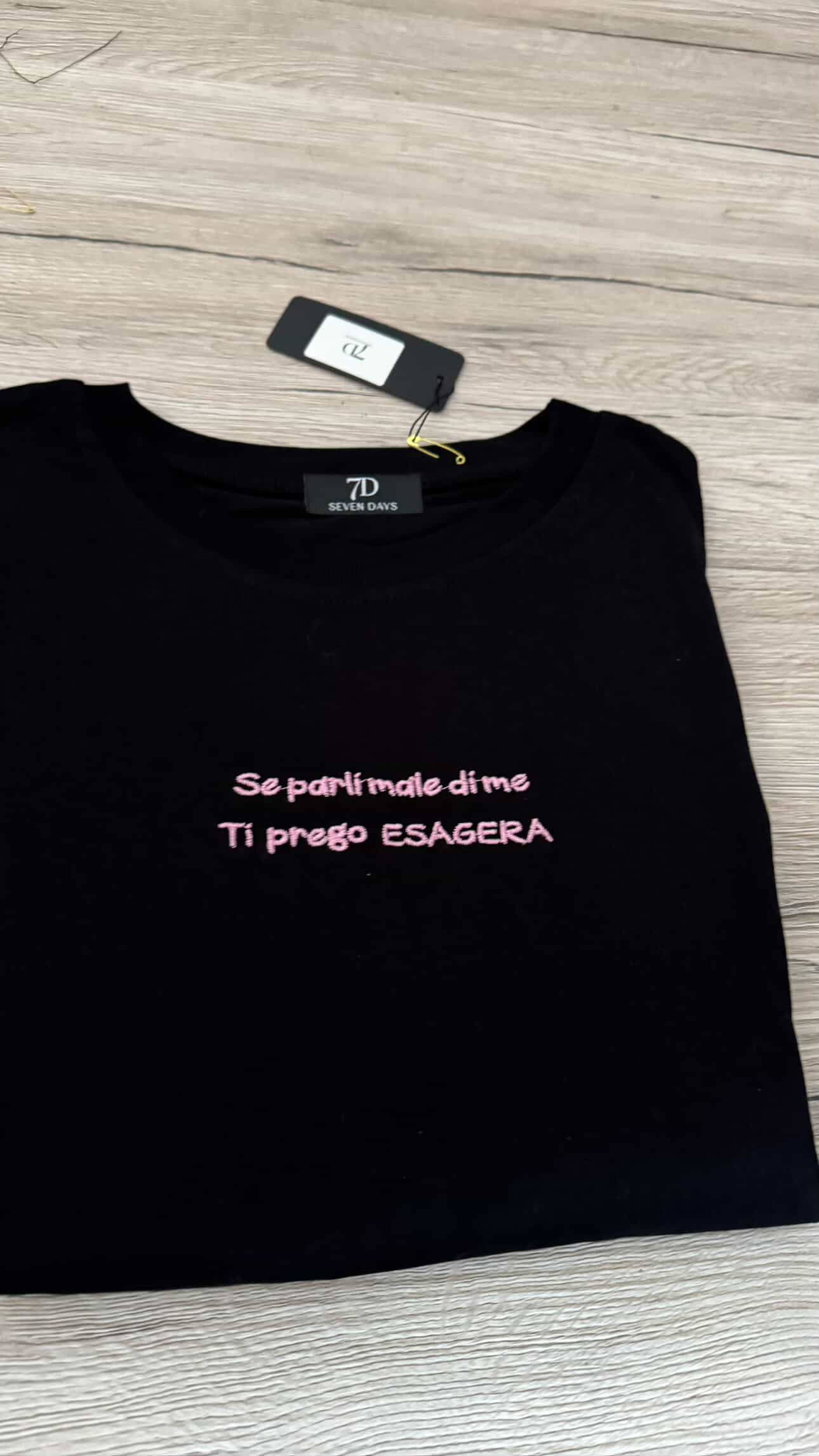 T shirt ESAGERA nera