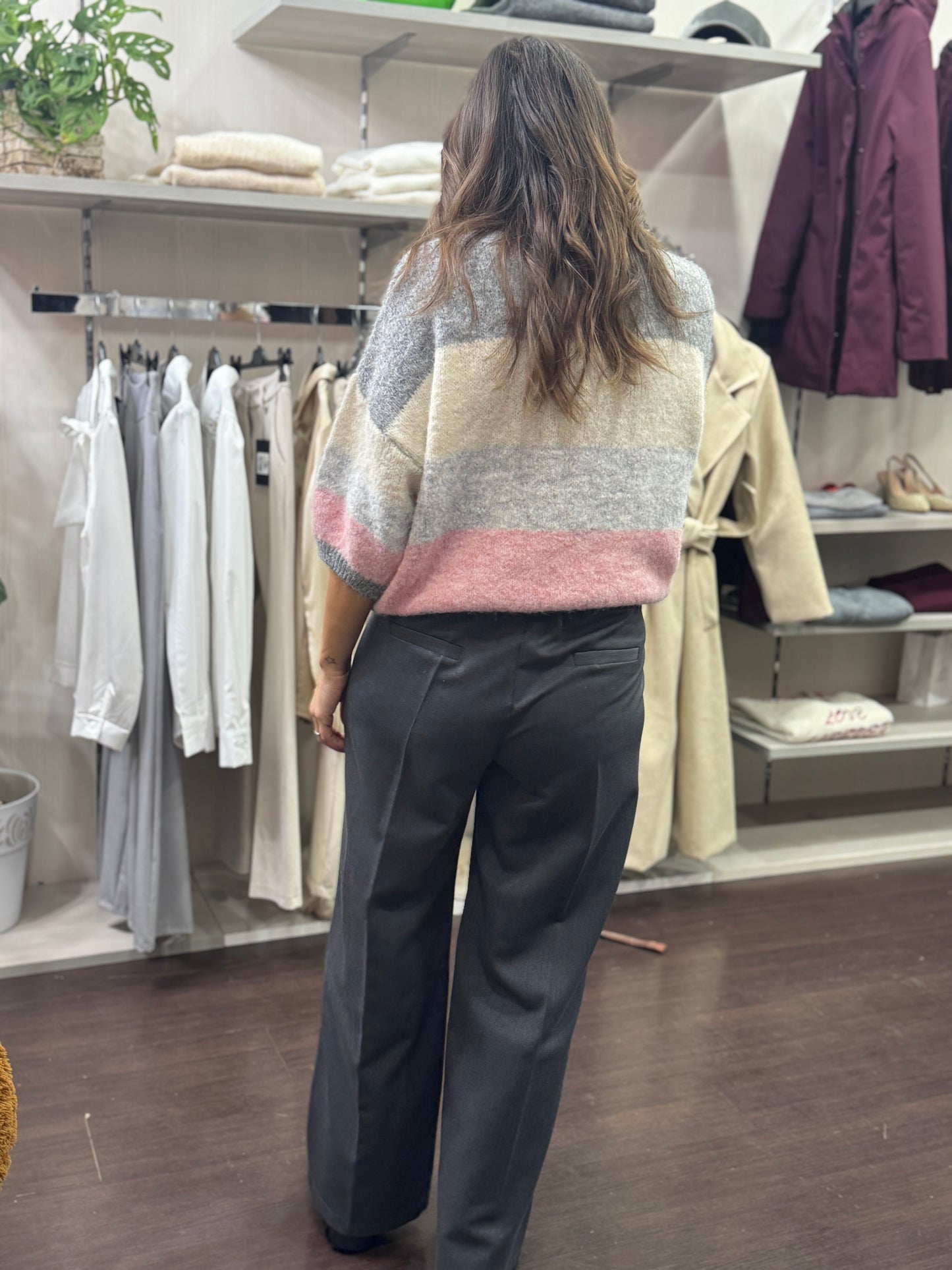 Pantalone grigio palazzo