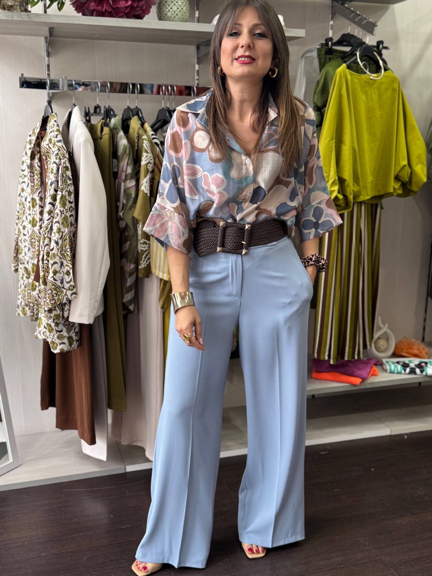 Camicia fiori celeste e marrone