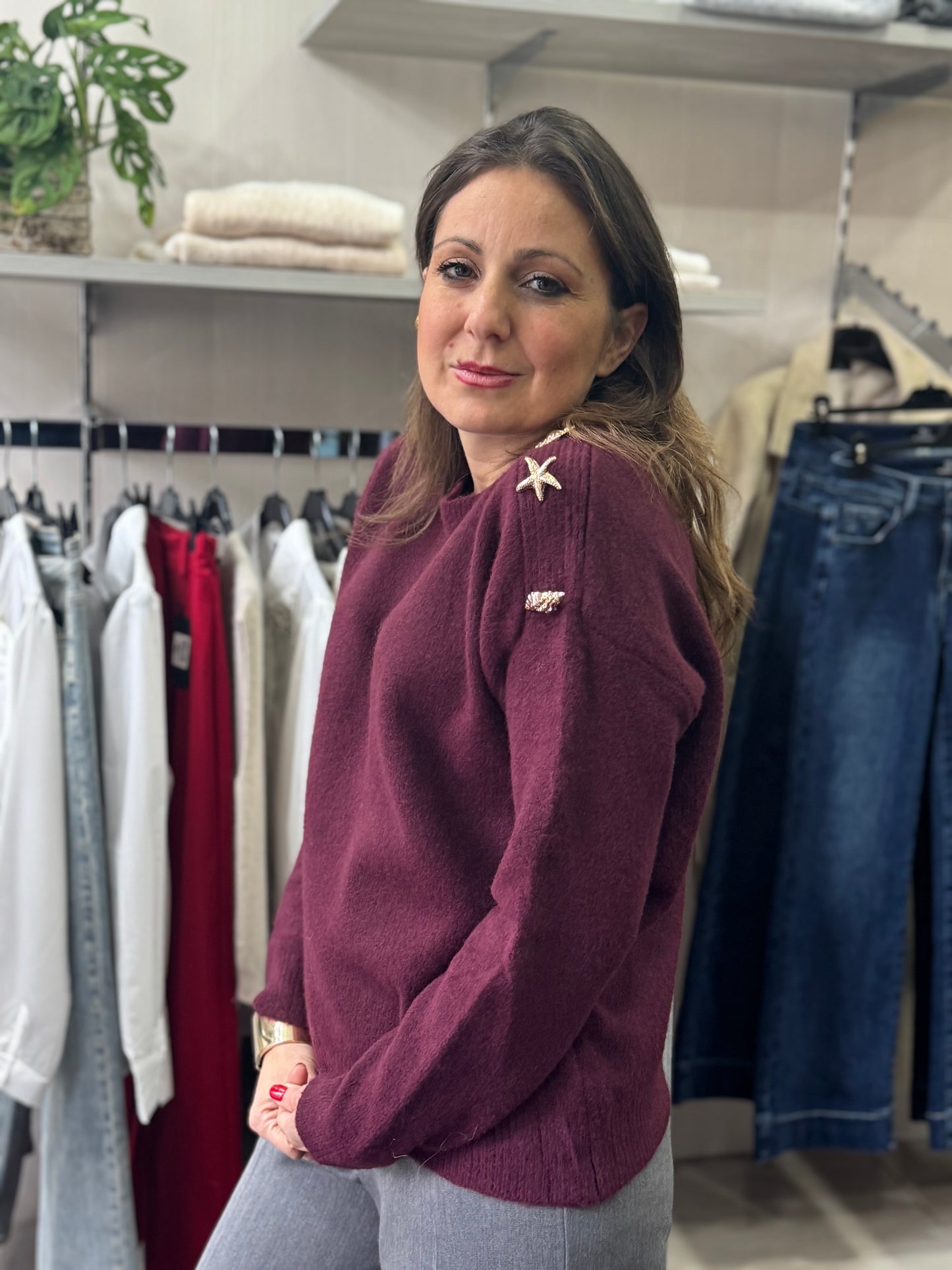 Maglioncino bottoncino oro