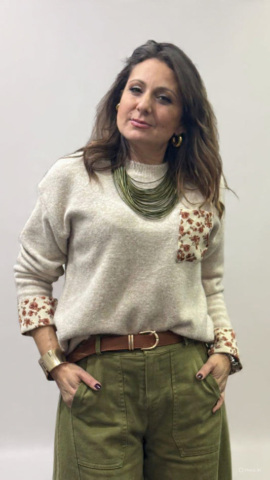 Maglioncino con taschino in velluto