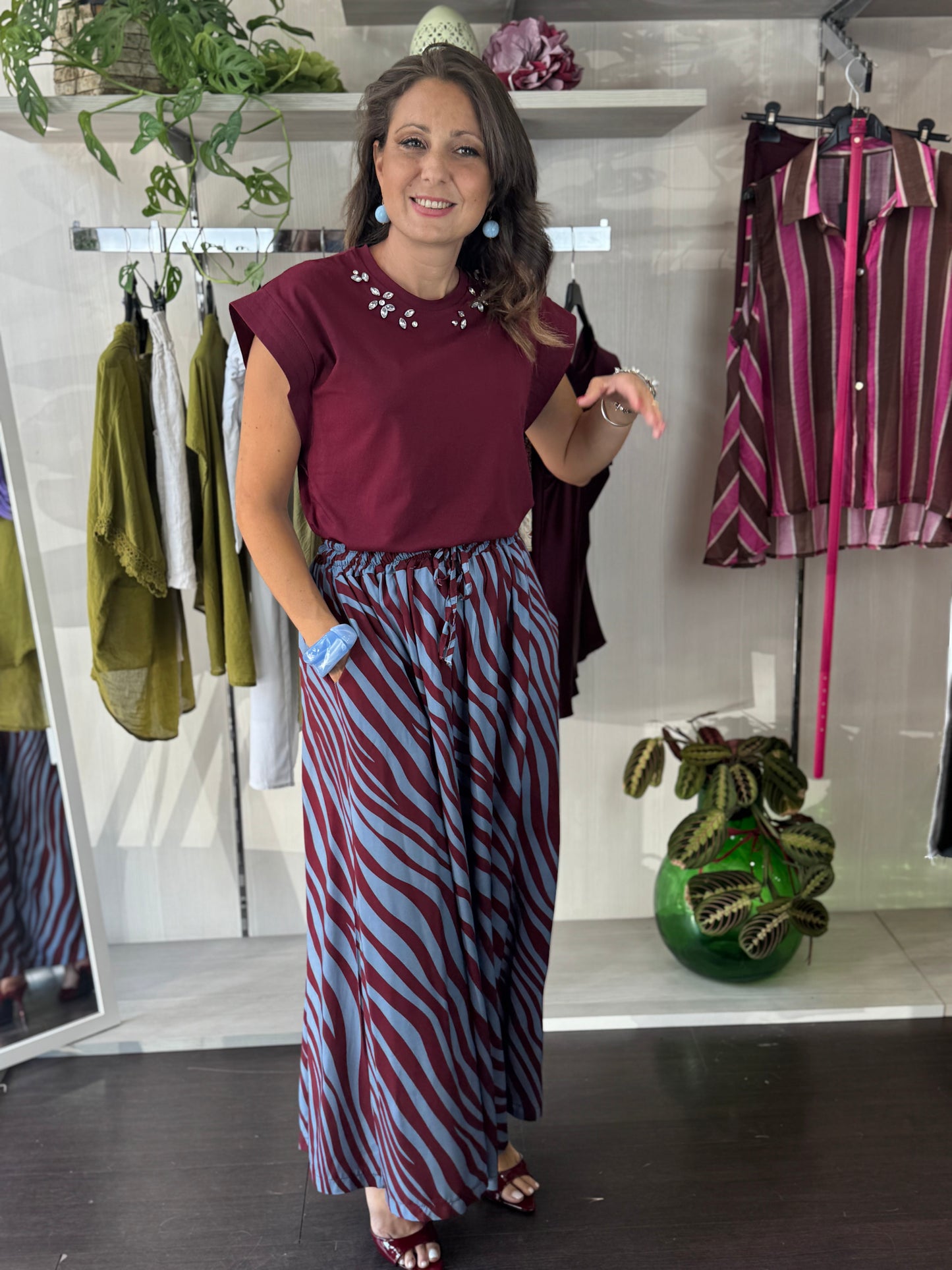 Gonna pantalone bordeaux e blu