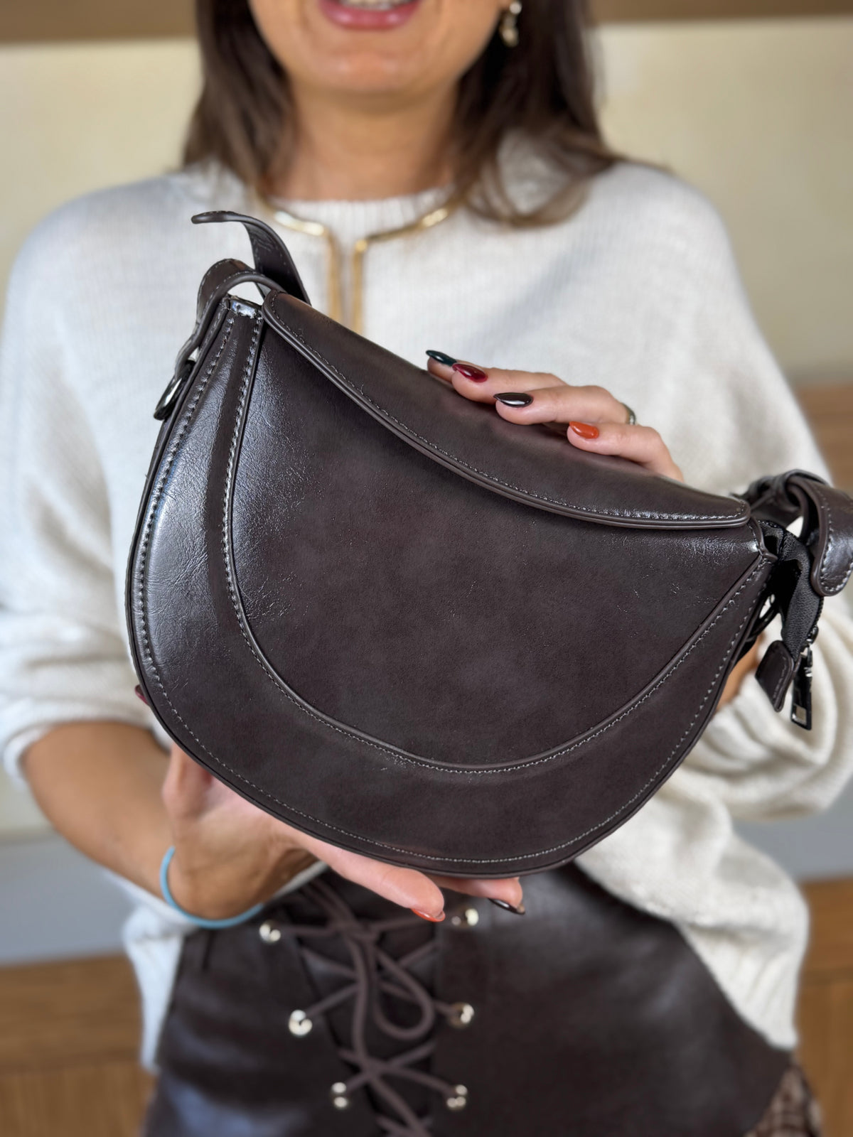 Borsa mezzaluna cioccolato