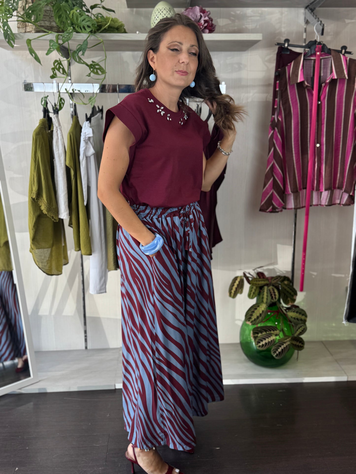 Gonna pantalone bordeaux e blu