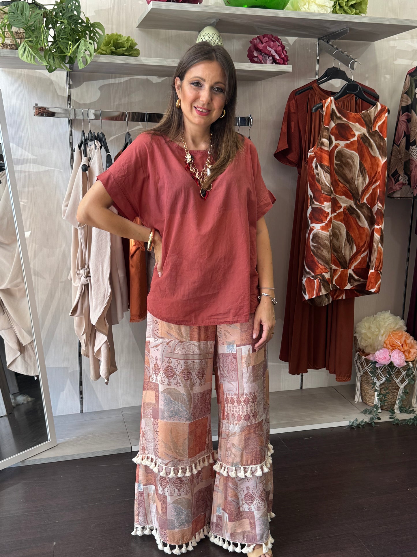 Pantalone con nappine