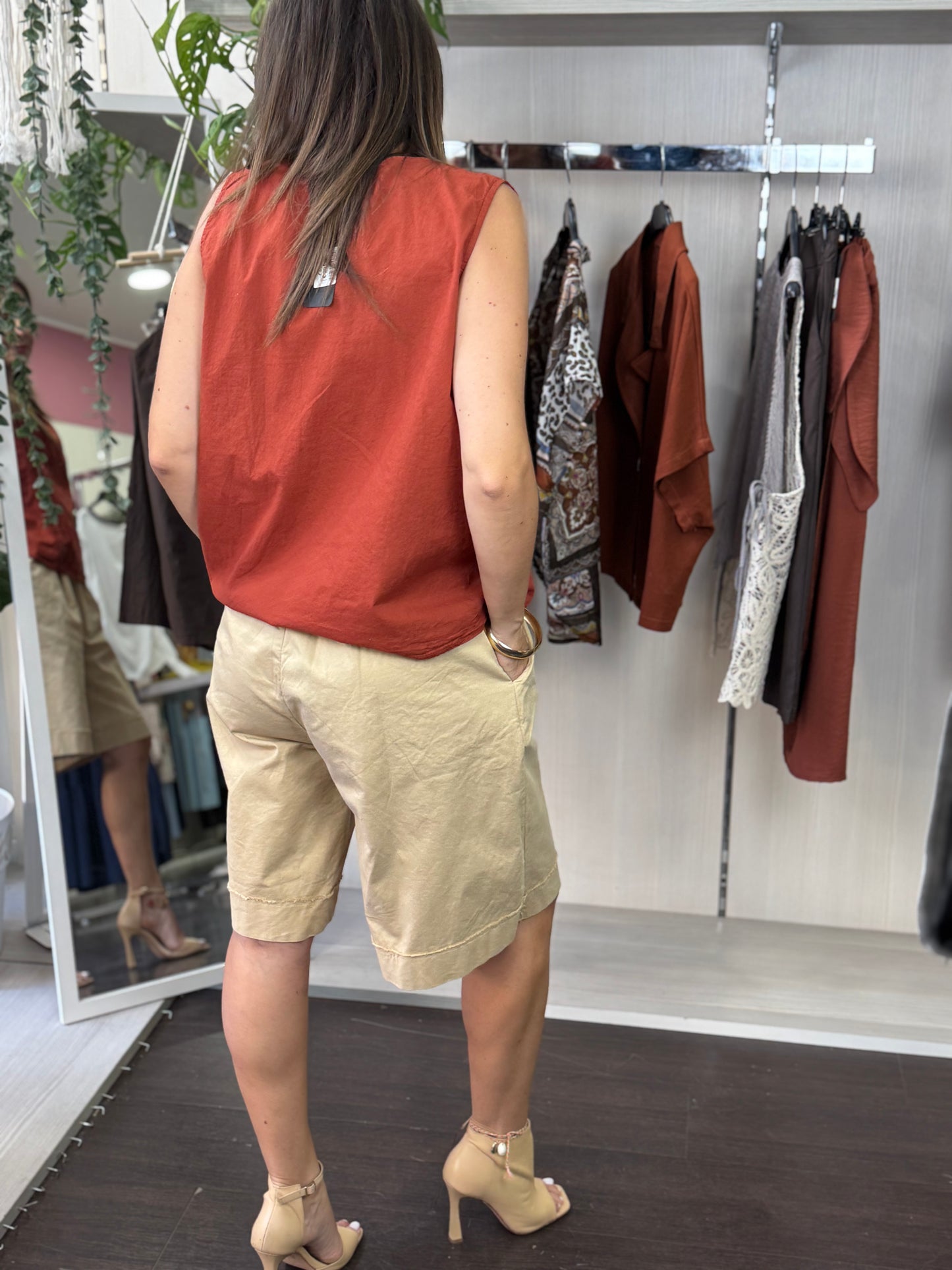 Maglia con intaglio ruggine