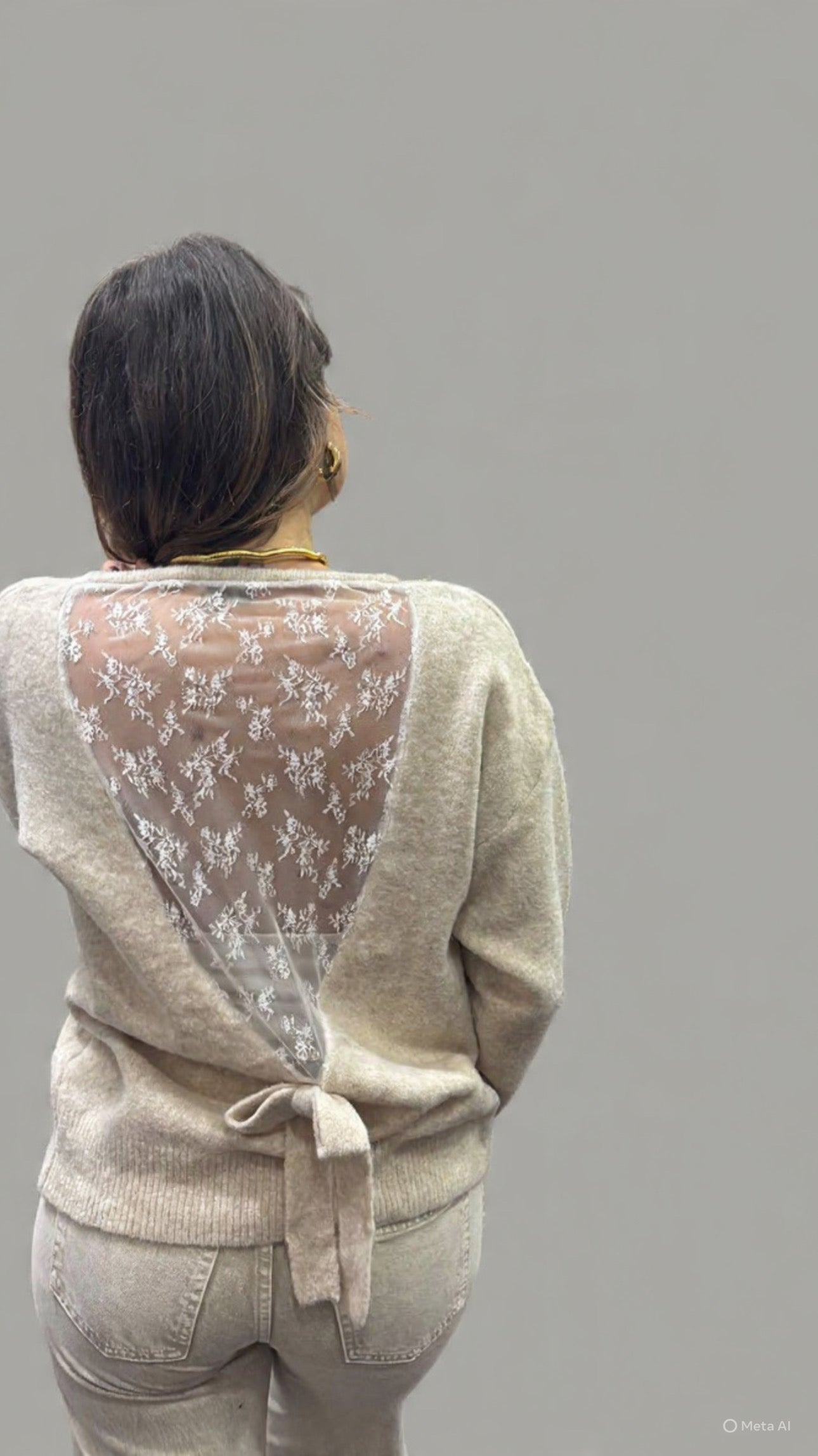 Maglioncino retro in pizzo