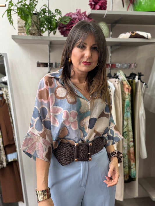 Camicia fiori celeste e marrone