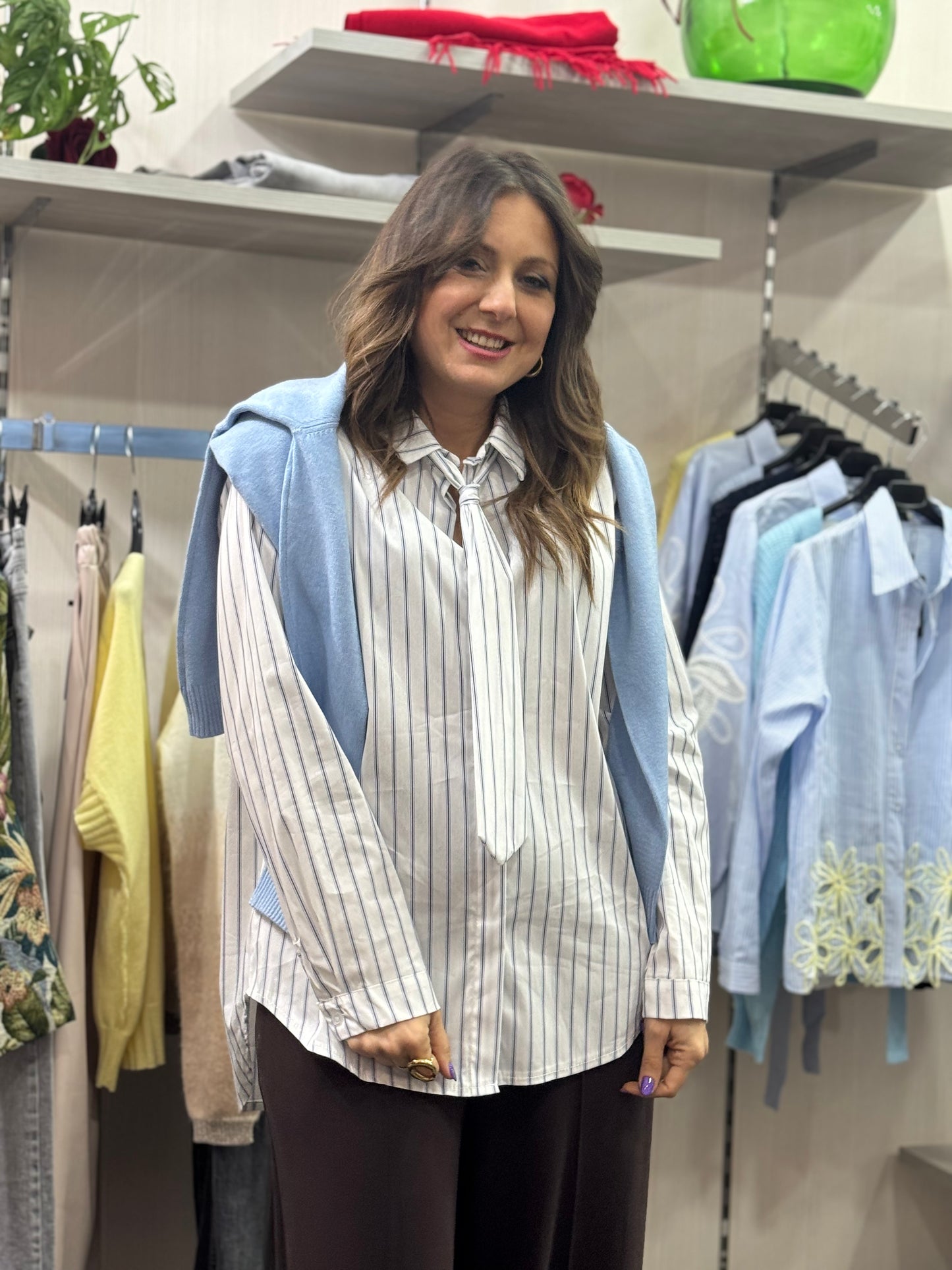 Camicia con cravatta