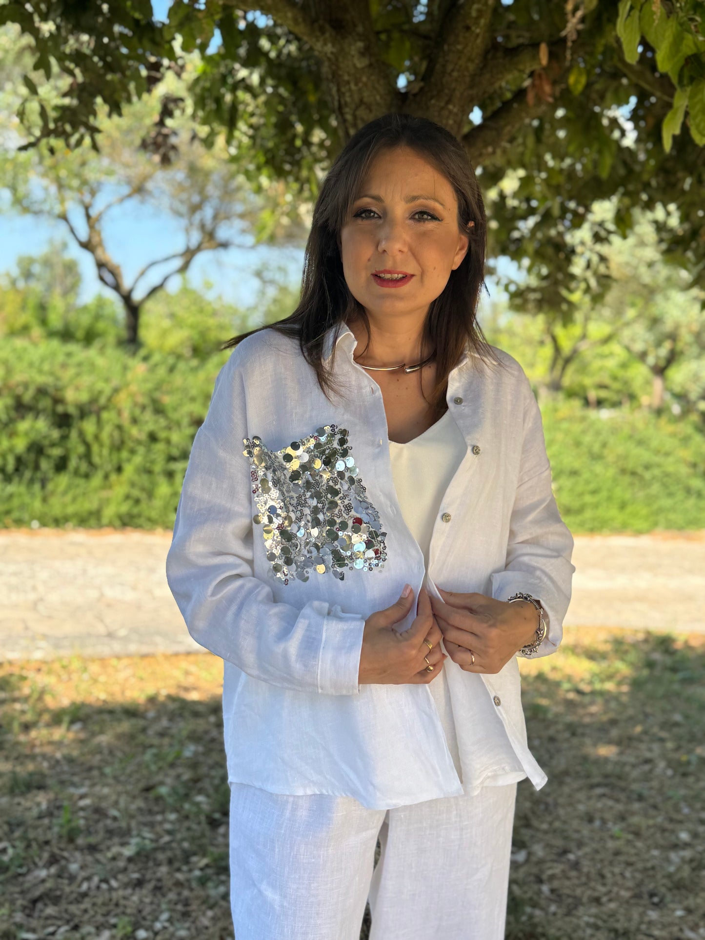 Camicia bianca con tascone in lino