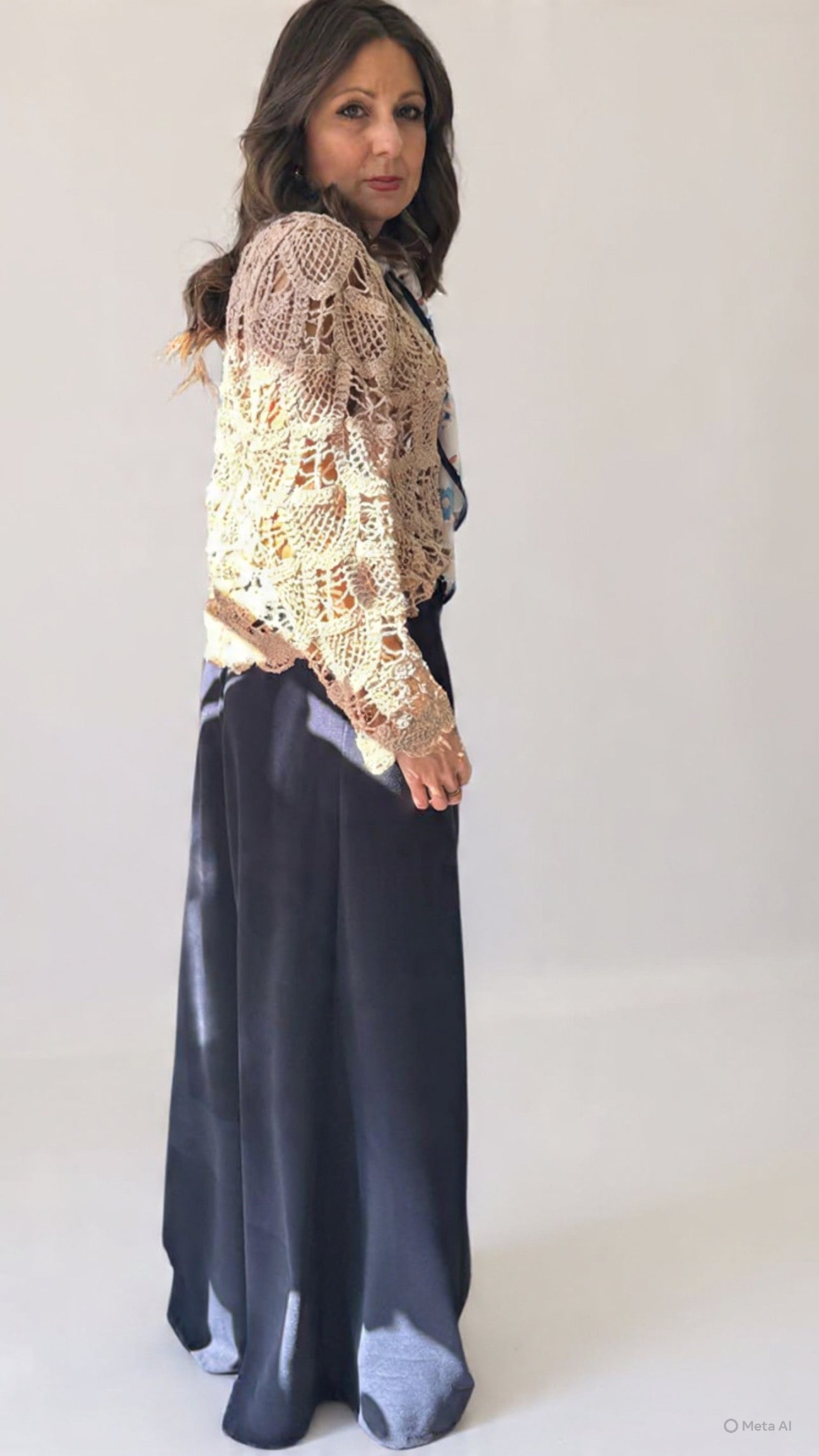 Maglia crochet fango