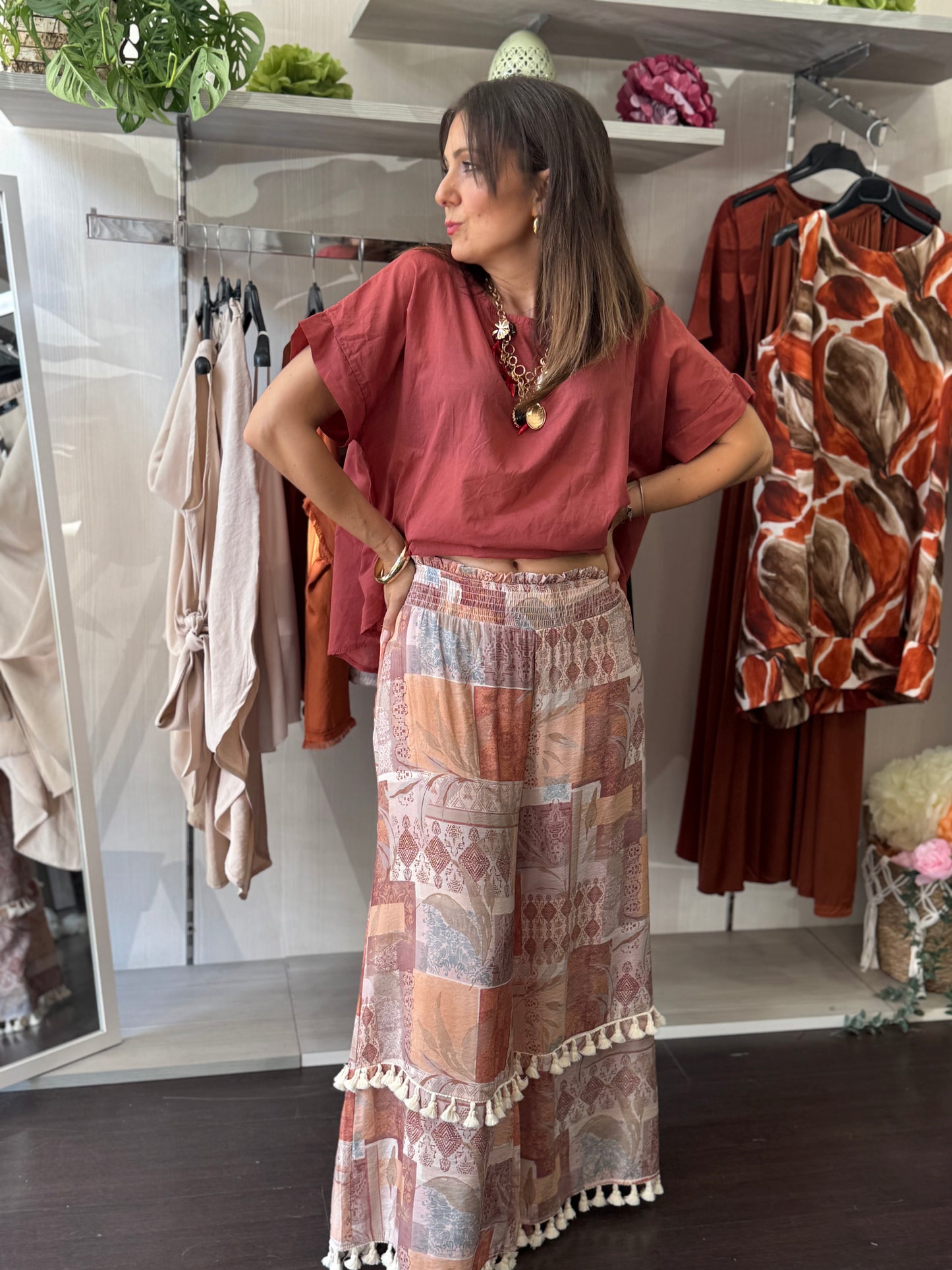 Pantalone con nappine