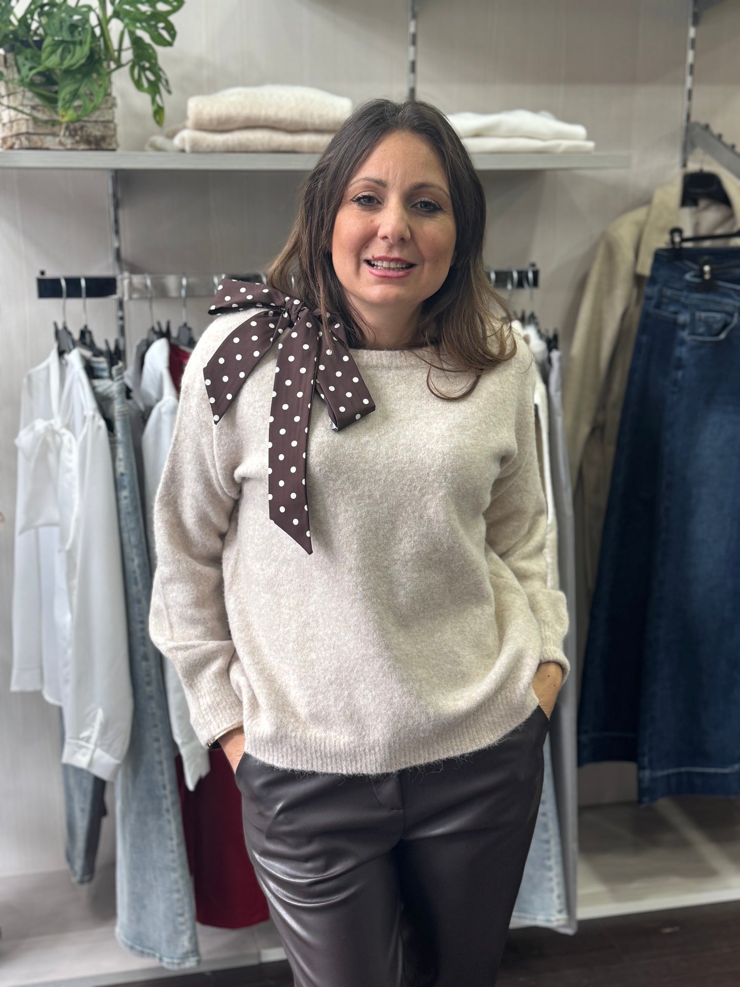 Maglioncino fiocco foulard